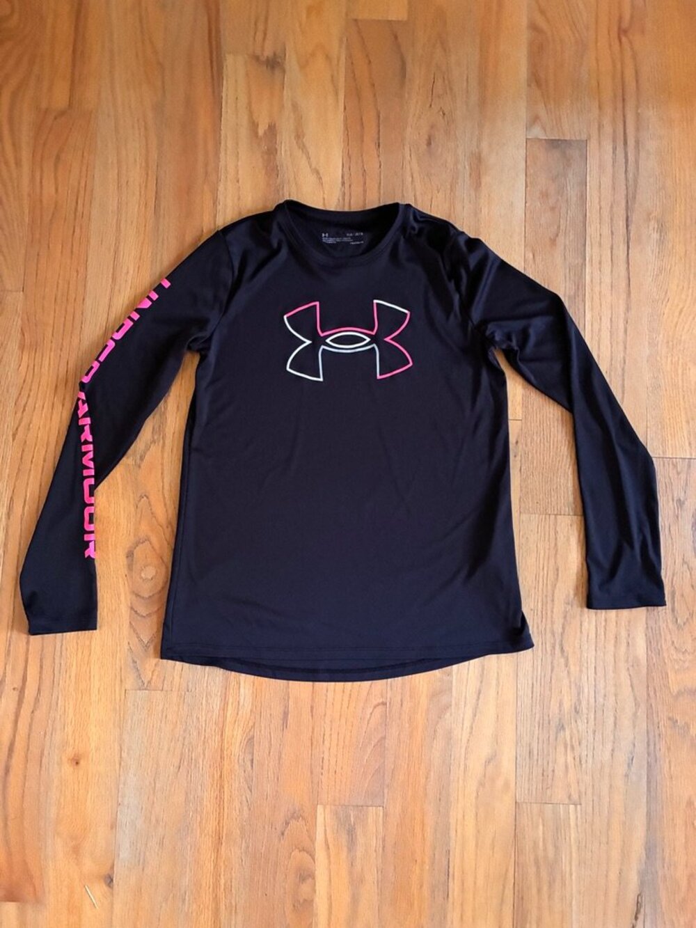 Under Armour Girls YLG HeatGear Long Sleeve Black Pink Logo Athletic Shirt